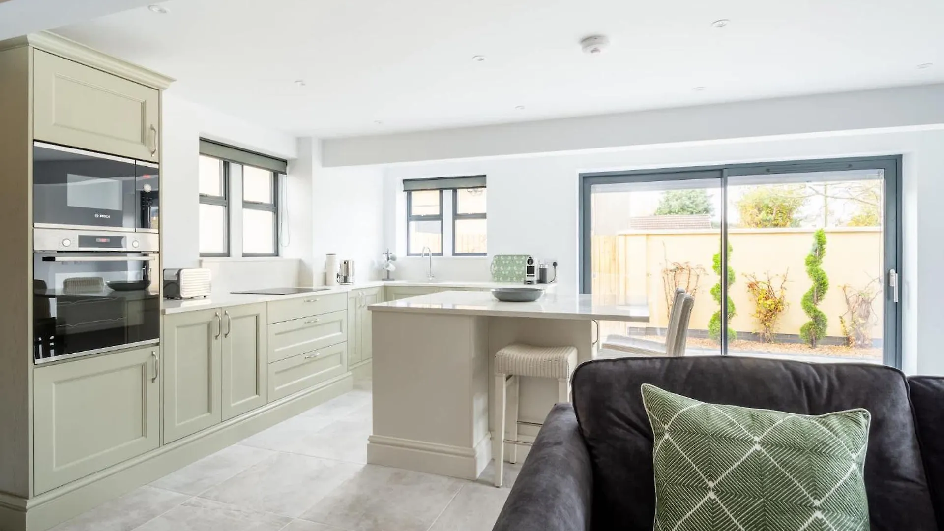 Holiday home Luxurious House Lodge & Garden Private Parking GLOUCESTERSHIRE United Kingdom